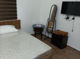 Ruins Hotel Jerash，位于杰拉什的酒店