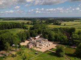 The Tempus at Charlton Hall Estate，位于阿尼克的乡间豪华旅馆