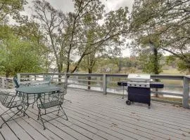 Spacious Hot Springs Lakehouse on Lake Hamilton!