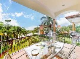 Del Pacifico Condo C7