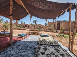 Kasbah Desert Camp，位于姆哈米德的露营地