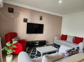 Duplex bien equipe securise avec jardin et veranda，位于拉马萨的酒店