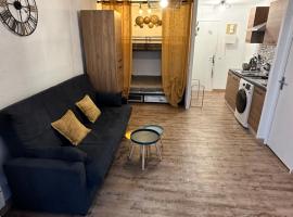 T2 tout &eacute;quip&eacute; floralie 2，位于勒格罗-迪鲁瓦的海滩酒店