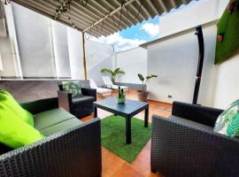 Casa BIMBA Agaete con terraza y ducha exterior，位于阿格特的酒店