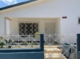 La Casa de Tía Ana，位于里奥阿查的酒店