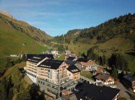 My Heimat 1495 Arlberg，位于施勒肯的酒店