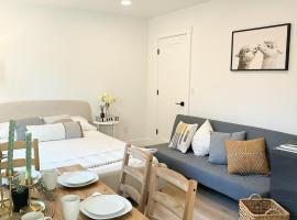 New Comfort Cozy Modern Apartment Unit4，位于温哥华的公寓