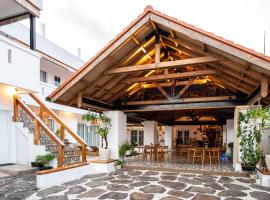 Keramas Moonlight Villa，位于克拉玛斯的酒店