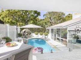 Whitecaps - Pearl Beach, heated pool, walk to beach