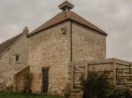 The Dovecote - Collins Farm