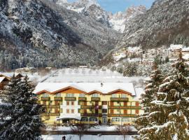 Alledolomiti Boutique Lake Hotel - Adults friendly，位于莫尔韦诺的酒店