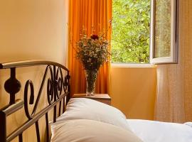 GUEST HOUSE RIMAS HOME，位于Khulo的酒店