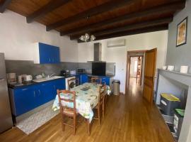 Gîte Auvillar, 3 pièces, 4 personnes - FR-1-605-44，位于Auvillar的度假屋