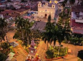 La Casa de Mamapán Hotel Colonial Ahuachapan，位于Ahuachapán的酒店