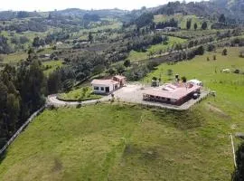 Hacienda la Aurora Finca agroturística