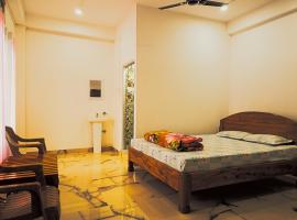 Pallabi HomeStay，位于Kuthari的酒店