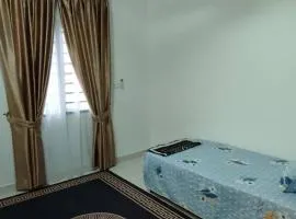 HOMESTAY D'ANGGUN JENDERAM