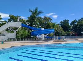 Hermoso Apartasol!! cerca a Plaza Principal, Aire Acondicionado, Vista a la Piscina，位于圣菲德安蒂奥基亚的酒店