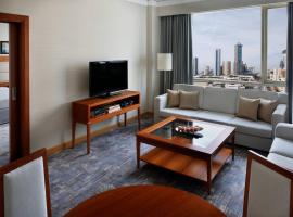 科威特城万怡酒店，位于科威特哈姆拉塔和购物中心附近的酒店