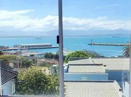 Kaaia picturesque seaview apartment