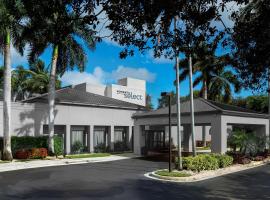 Sonesta Select Boca Raton Town Center，位于布卡拉顿Boca Tierra Park附近的酒店