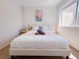 GablesBox HilMaraylya 2Br granny flat with WiFi，位于Annangrove的酒店