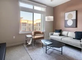 Dublin 1br w parking gym ac nr shopping SFO-1460