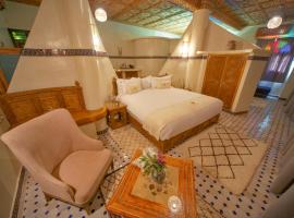 OZ Palace Ouarzazate & SPA，位于瓦尔扎扎特的酒店