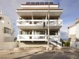 Alto House Faro, AL de Assinatura Modernista