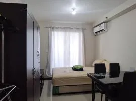Affordable Condo w/ Wi-Fi, Pool & Shower Heater