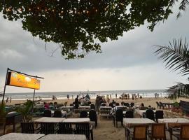 HAKUNA MATATA - Best budget stay at Arambol Beach, Goa，位于阿姆波尔的酒店