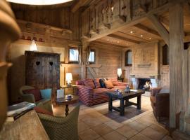 Appartement de standing à Courchevel 1850 avec cheminée et accès ski aux pieds - FR-1-575-2