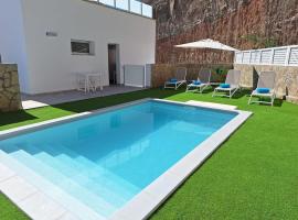 Malibú Mogán Secret Pool Villa - Piscina privada y climatizada - Exclusive Heated Pool，位于拉普拉亚蒂陶洛的酒店