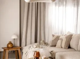 Chalet V11 by Villa 11 Folk & Design