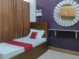 RedDoorz near Colgante Bridge Naga City，位于那牙的酒店