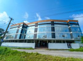 Prime Casadel Rooms And Apartments，位于卡卡纳德的酒店