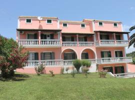 苏格拉底粉红家园公寓，位于维塔拉戴斯的海滩短租房