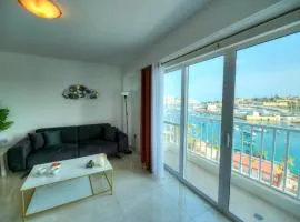 Seafront beautifully furnished 2 bedrooms GOGZR1-3