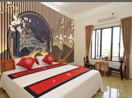 TAMCOC VUTHANH FRIENDLY Hotel，位于宁平的酒店