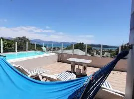 CASA COM PISCINA e VISTA PARA O MAR - Porto Belo-SC Bombinhas-SC