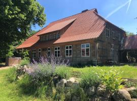 Wohnung in historischem Pfarrhof auf Rügen，位于坡瑟利特兹的低价酒店