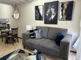 Luxurious Loft Condo in Fourways - A Hotel Experience with a Personal Touch