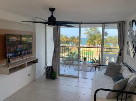 Luquillo Beach & Ocean Fresh，位于卢基约的酒店