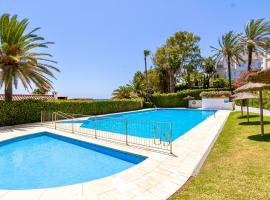 Marbella Trocadero Beach & Pool，位于马贝拉的度假屋