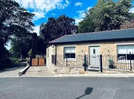 Stunning 3-Bed Cottage in Gateshead