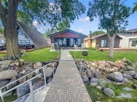 Anchors Away Cottage on Big Spirit Lake