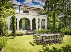 Bagatelle Gardenhouse