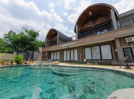 The Lavana Sasandu Gunung Salak Bogor，位于Pangkalapdalam的酒店
