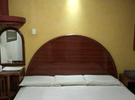 哈拉帕酒店，位于韦拉克鲁斯埃里博托·哈拉将军机场 - VER附近的酒店