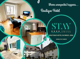 Chez Alain Prévu - Boutique Hotel by Stay Swiss，位于波朗特吕的酒店